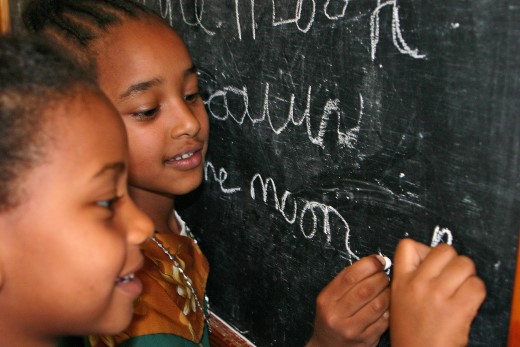 Solar samarbeider med SOS-barnebyer for å gi foreldreløse barn utdanning